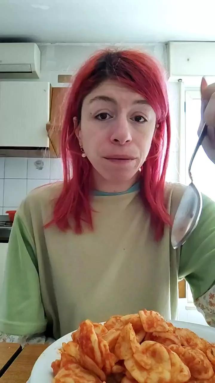 Annarellapika on Cam4 