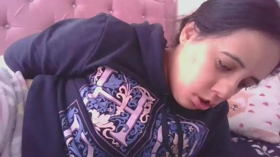 annarose19 on Cam4 