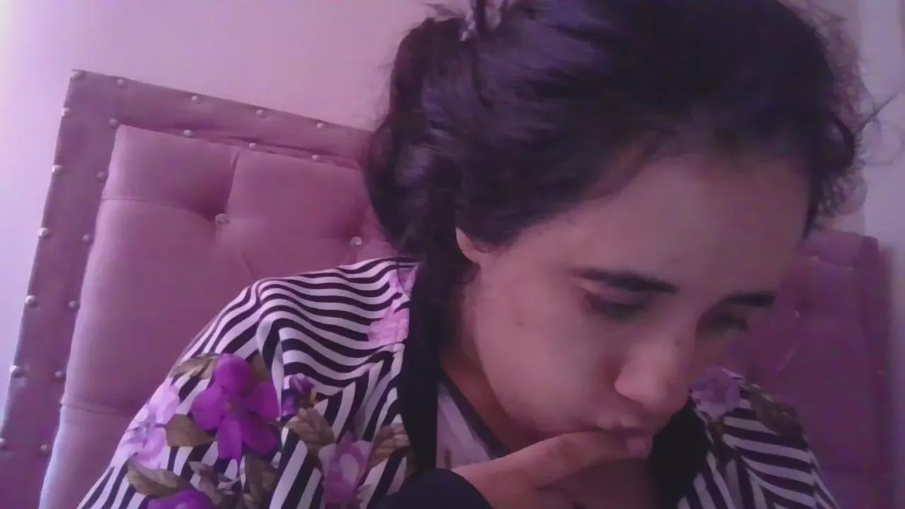 annarose19 on Cam4 