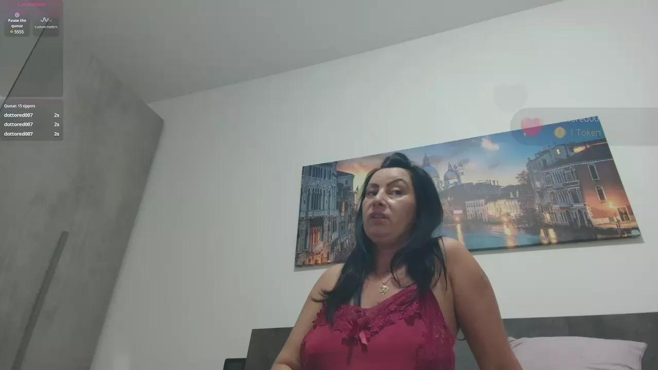 Annawow on Cam4 