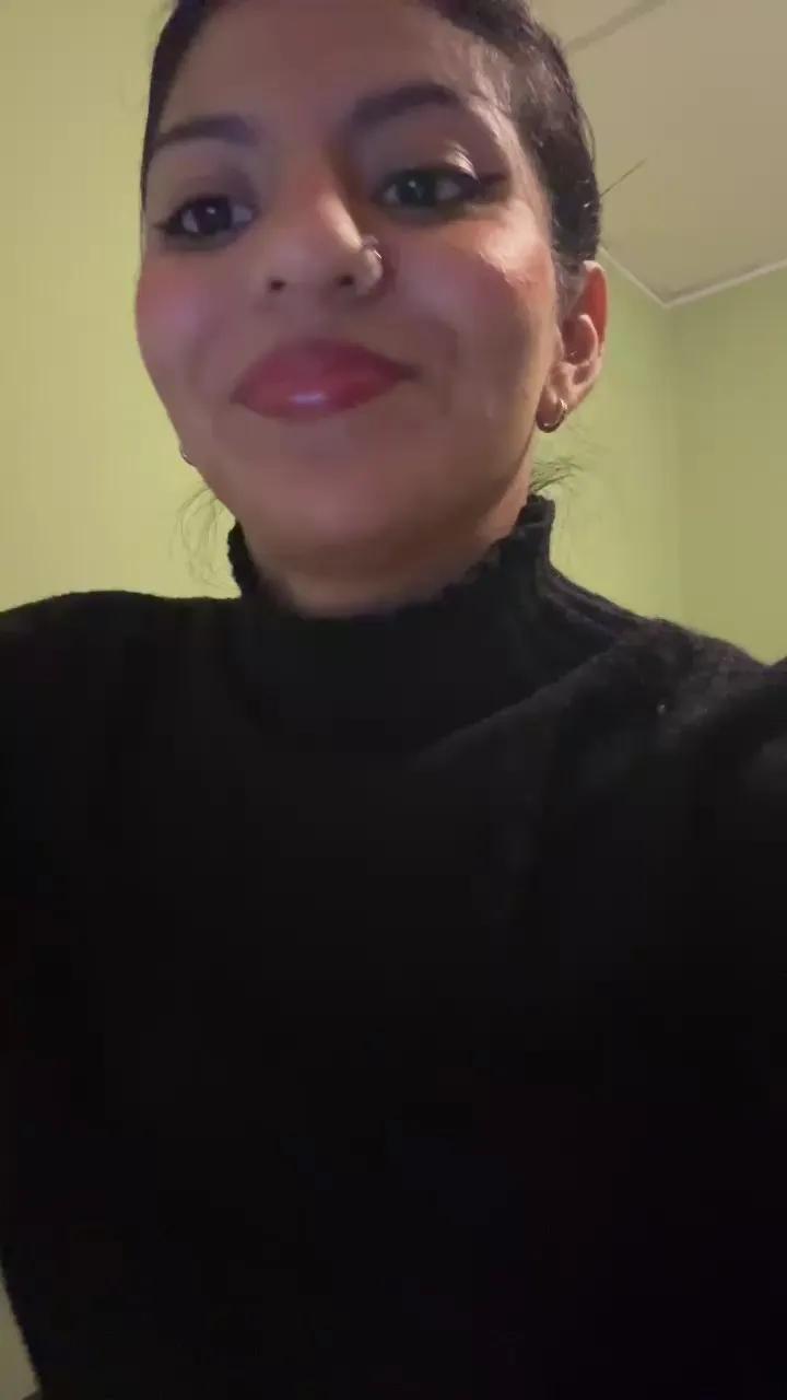 ariana032 on Cam4