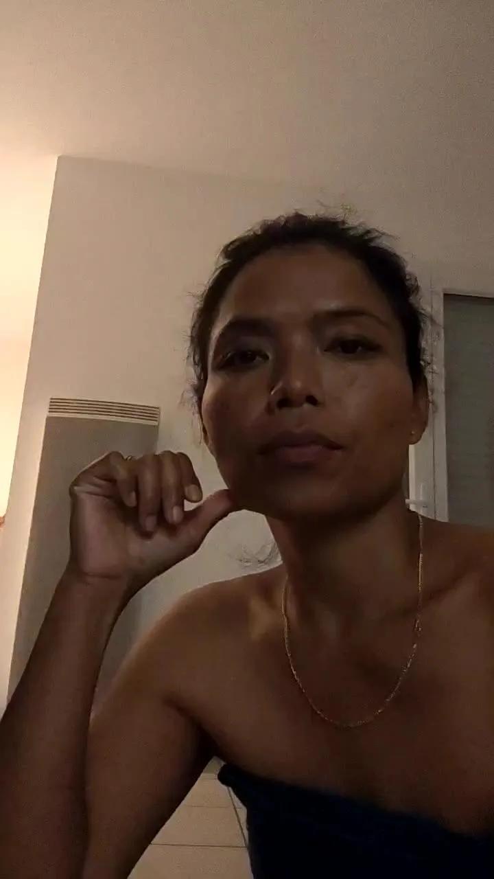 Asianwhitheuro on Cam4 