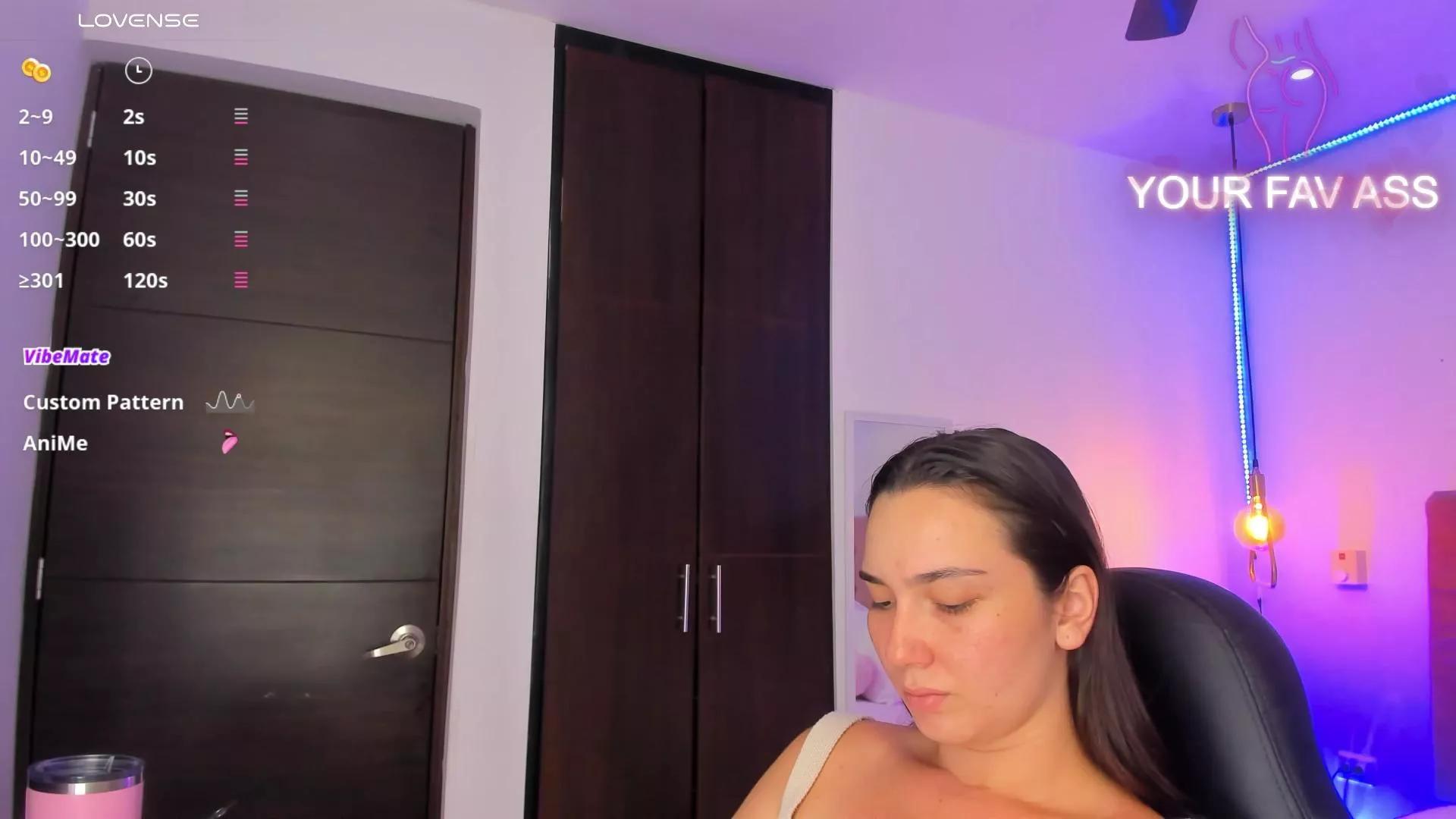 AVA__BLUE on Cam4 