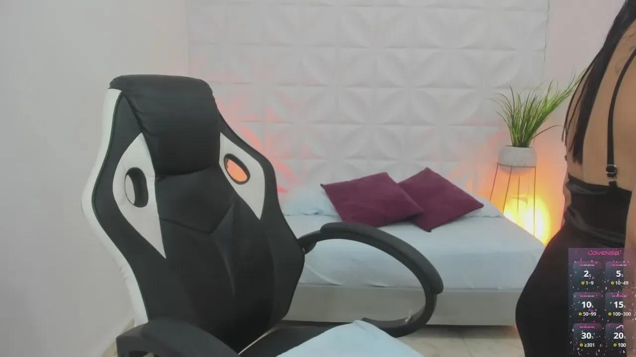 ayla33_ on Cam4 