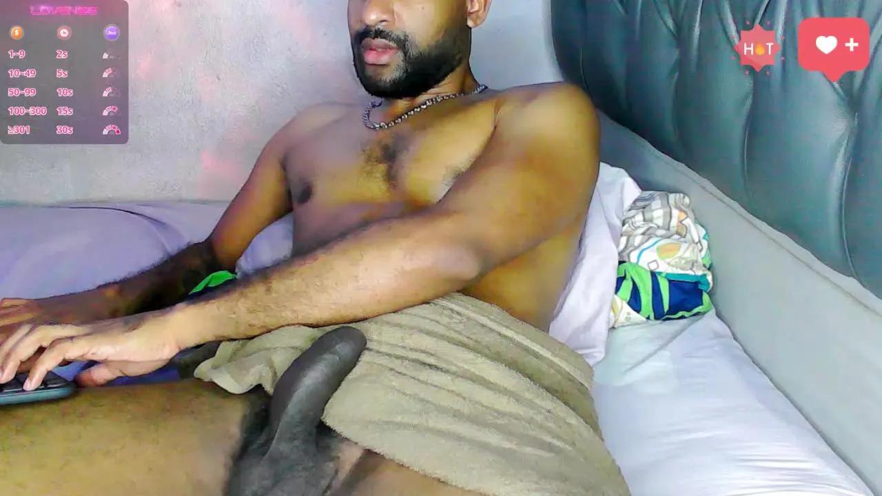 bbcblackhot33 on Cam4 