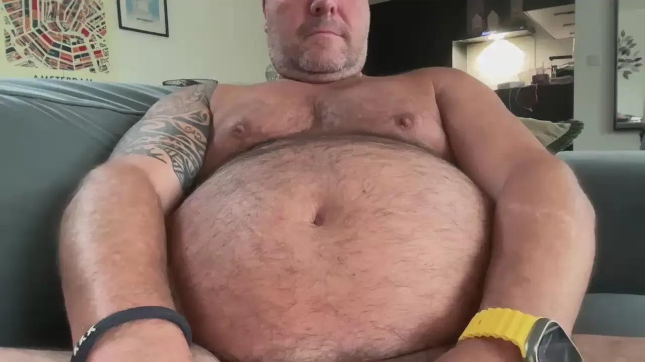 bear4cum1 on Cam4