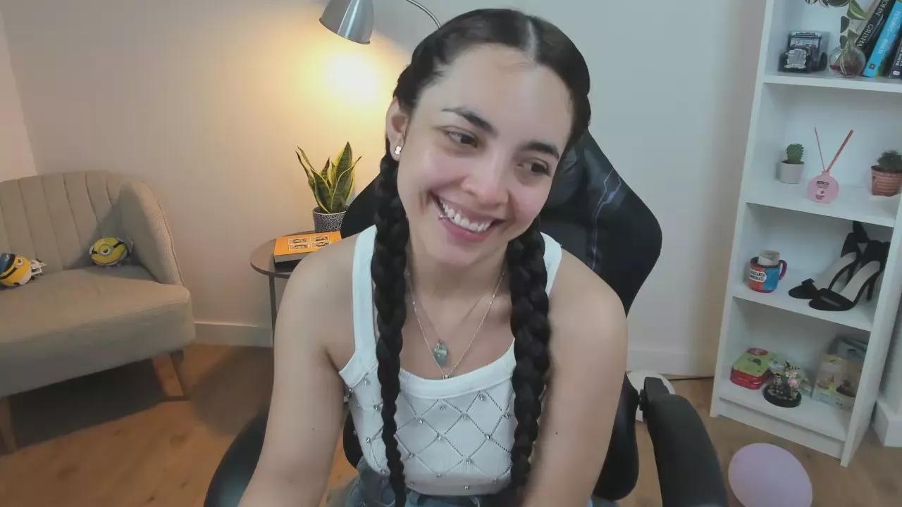 Bella_Evans on Cam4 