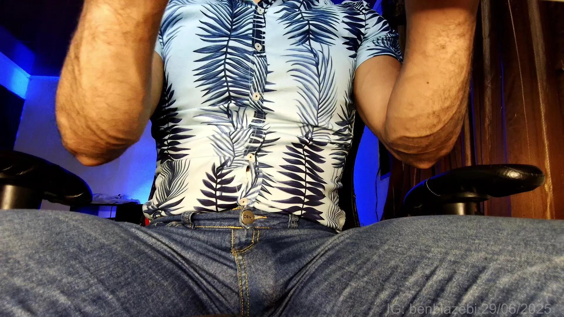 BenBlaze on Cam4 