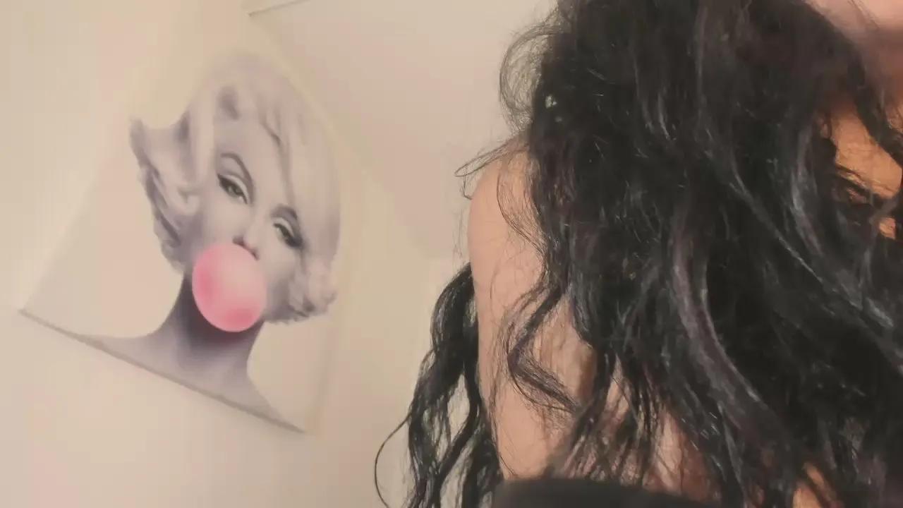 BiancaValentina on Cam4