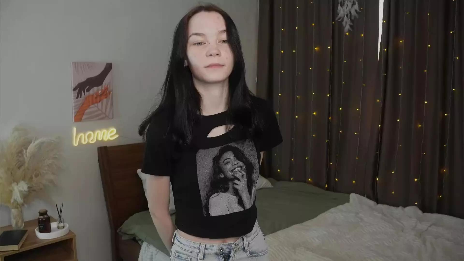 BreeBelch on Cam4 