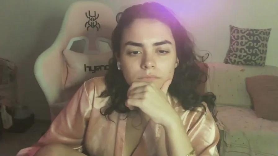 CassieHernandez on Cam4