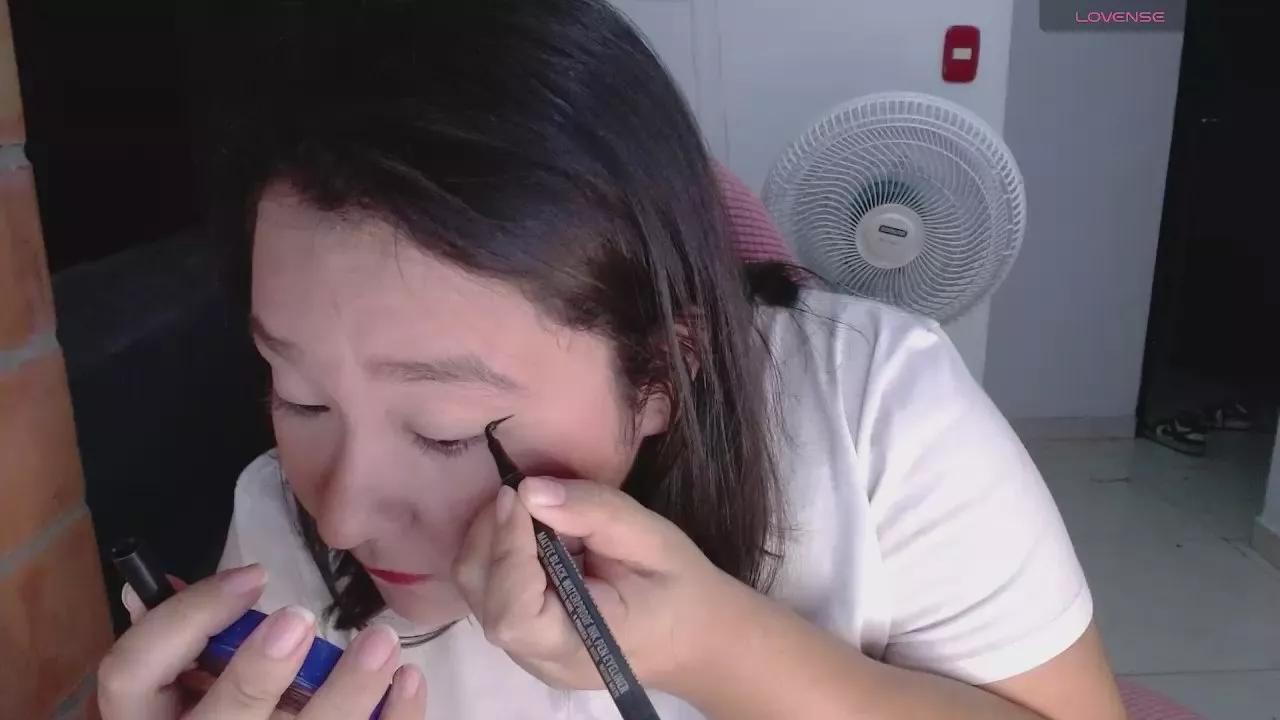 cinnamoncookies on Cam4 