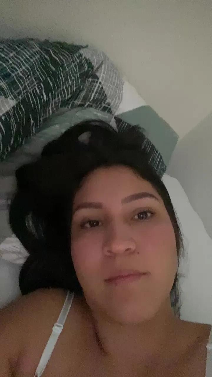 cora_2801 on Cam4
