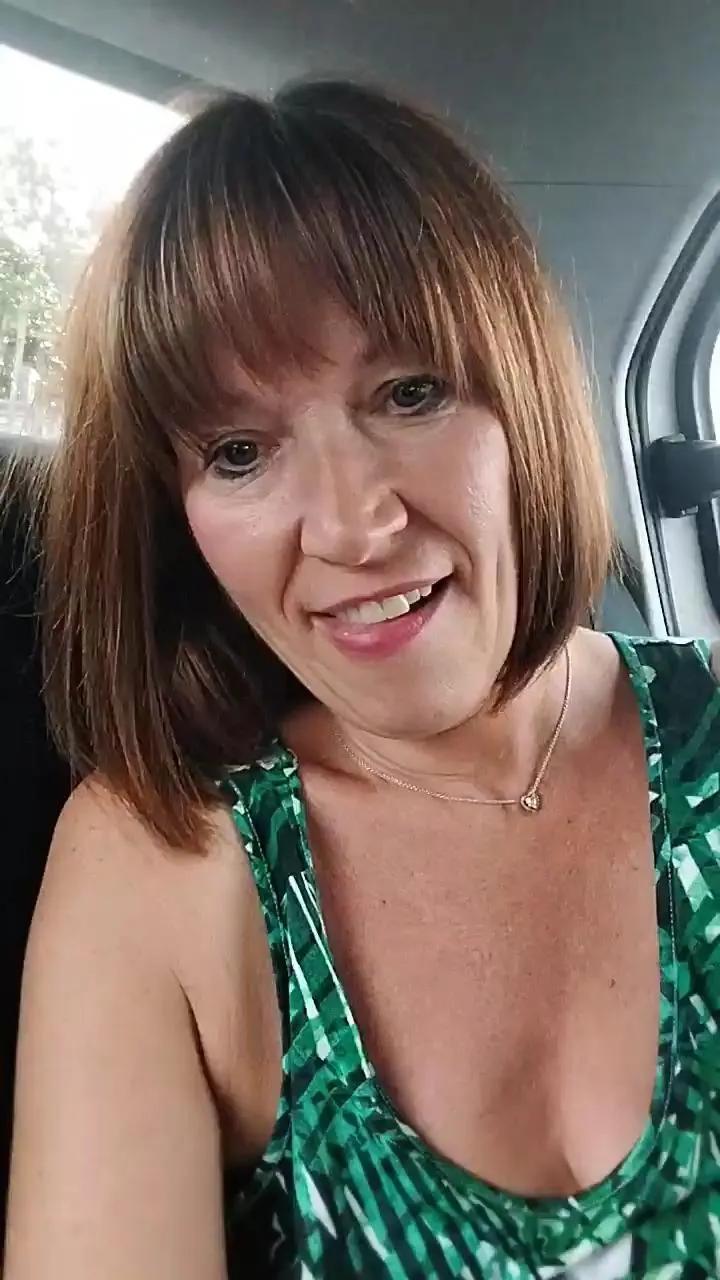 Cumonme17 on Cam4