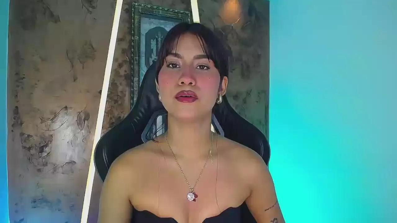 Dayanna_Miller on Cam4 