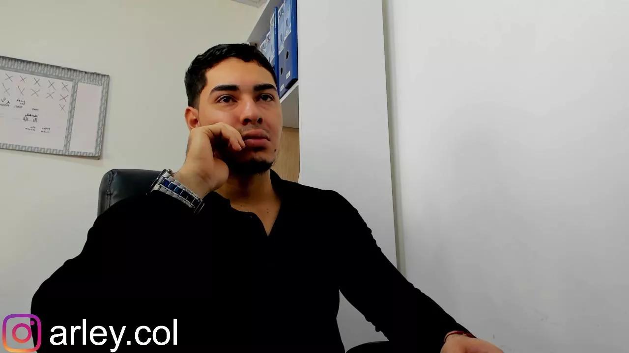 dimitri_coleman on Cam4 