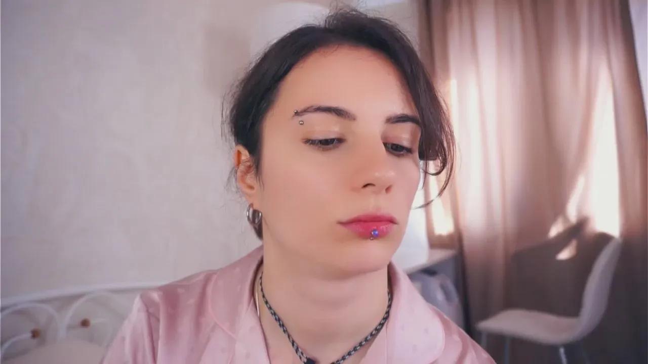 DollyCavell on Cam4