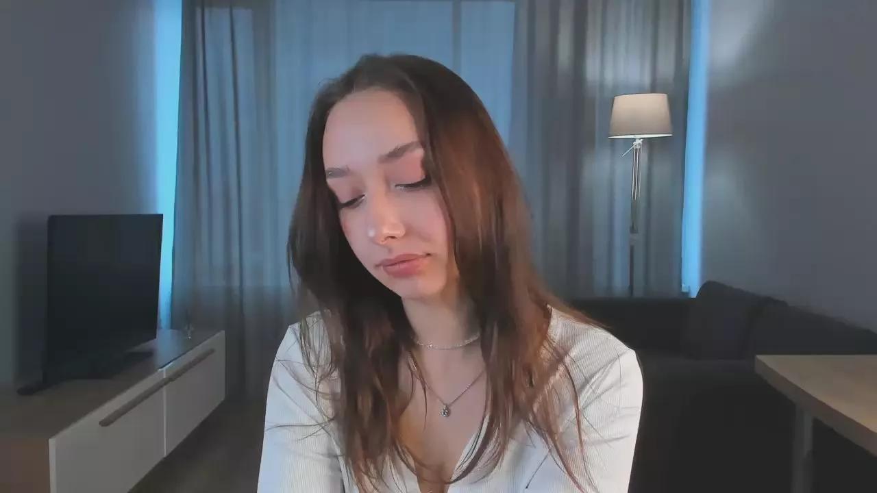 DollyDevall on Cam4 