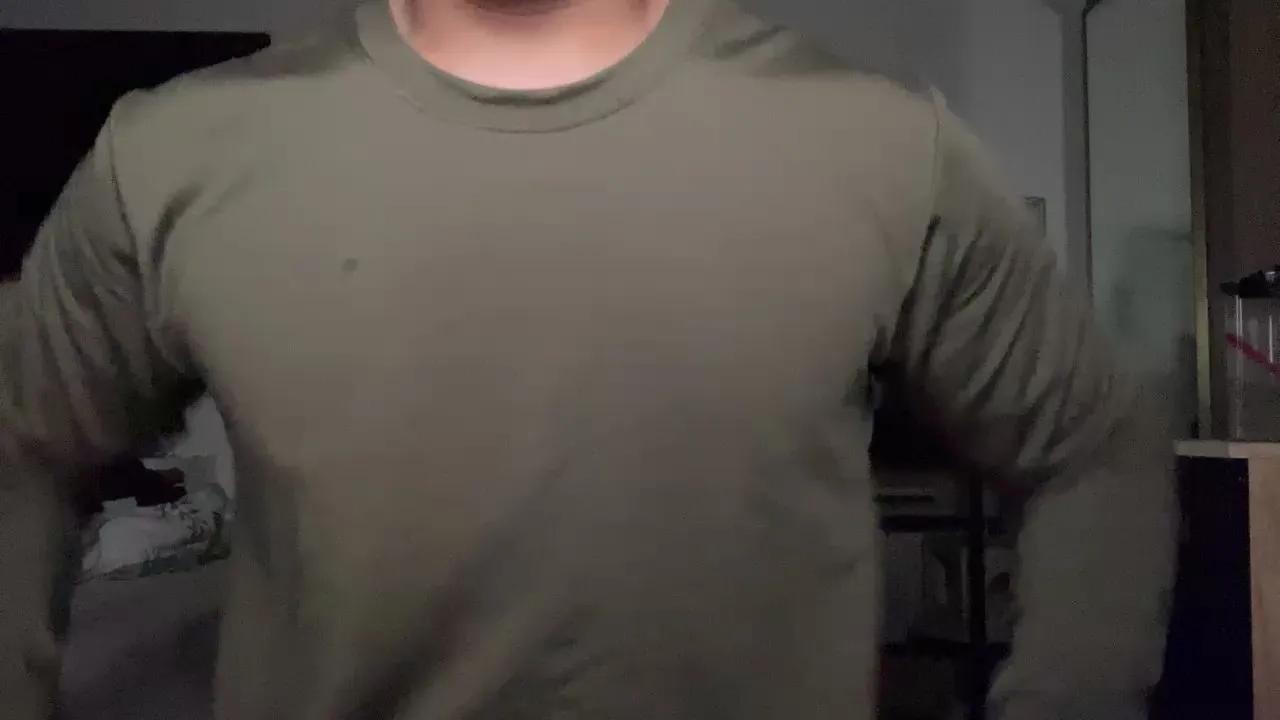 Duckhey02 on Cam4