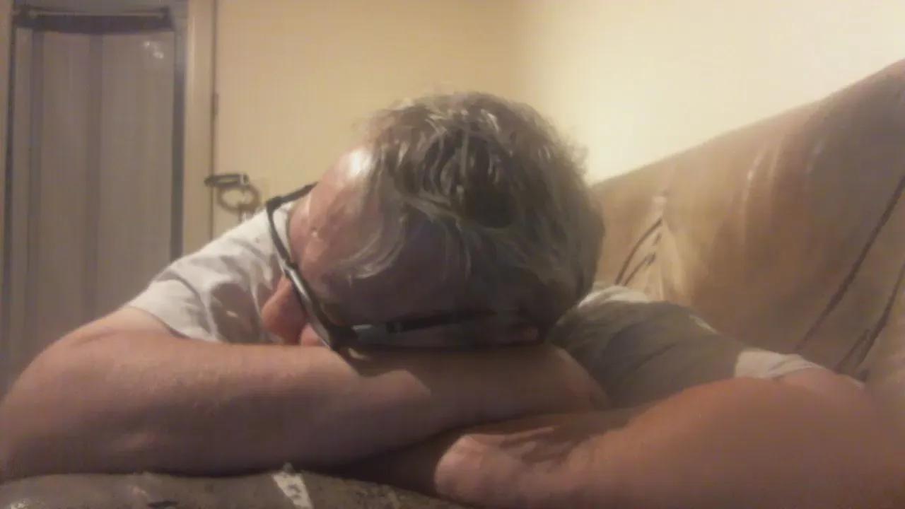 edu2001 on Cam4