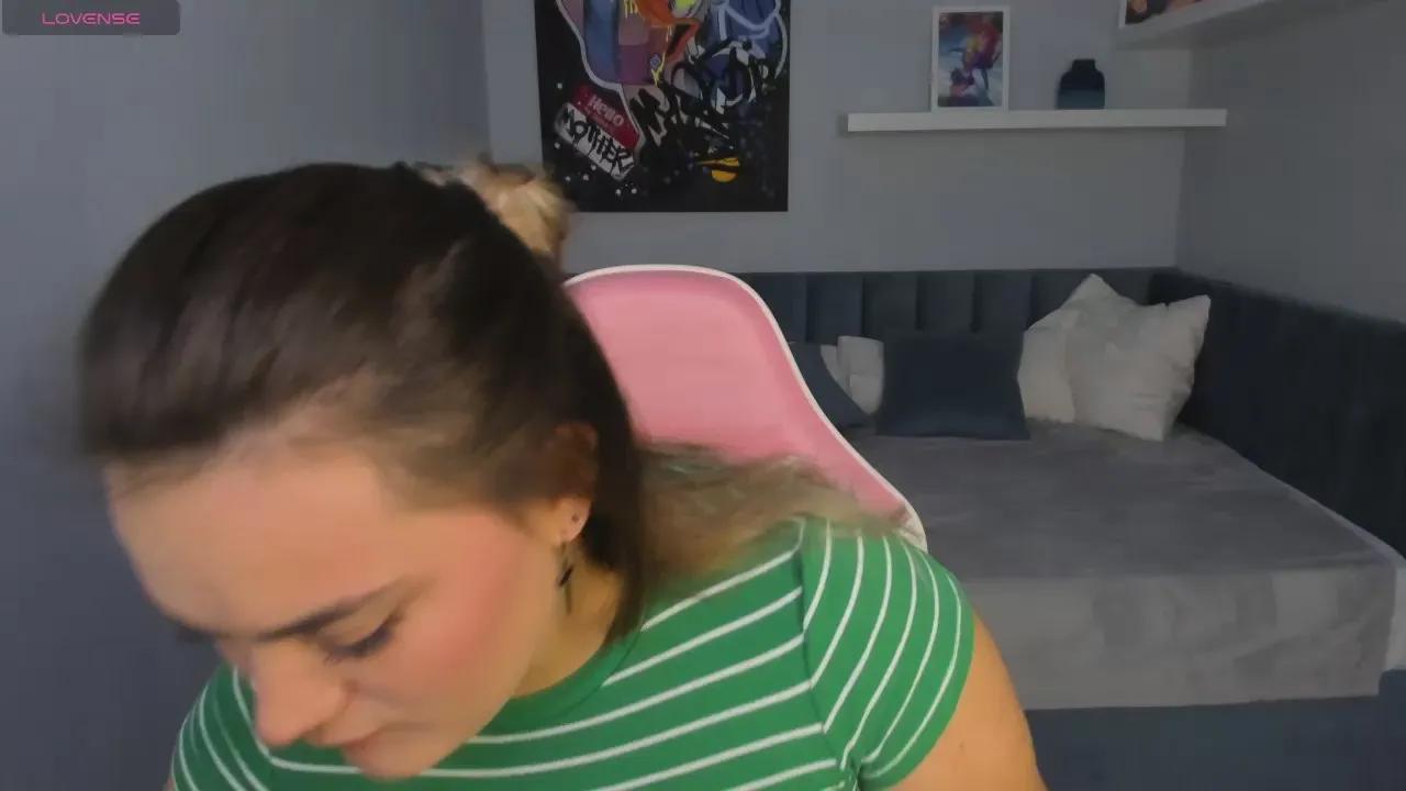 Emma_Reeed on Cam4 
