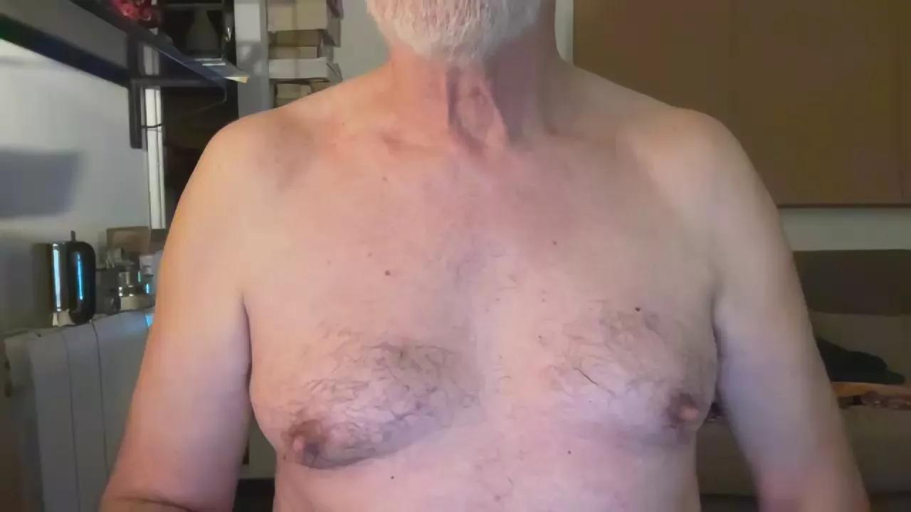 erre4fff on Cam4 