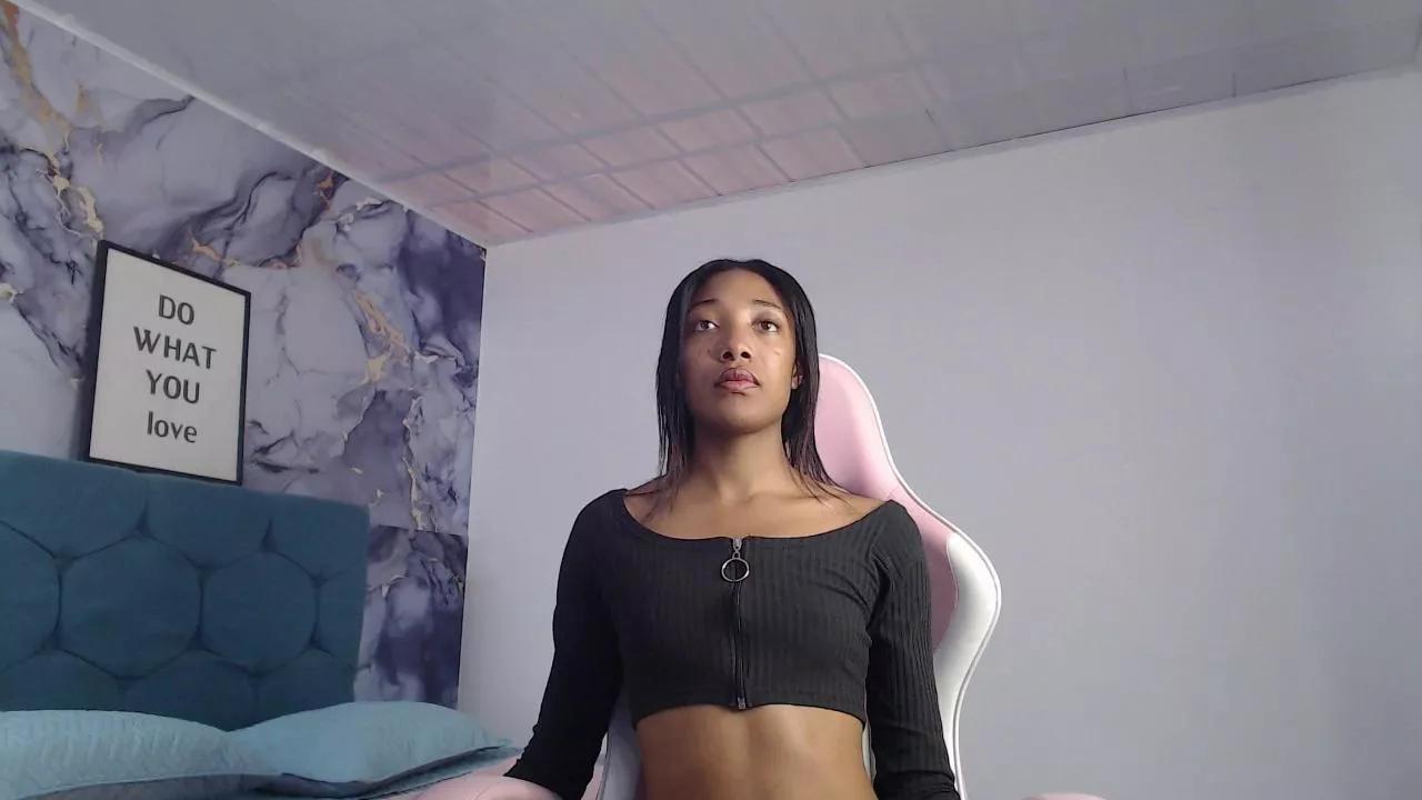 esmeralda_bk on Cam4 