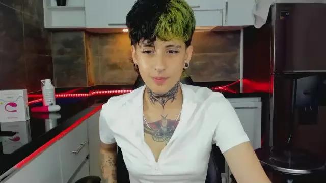 Ethanlennox on Cam4