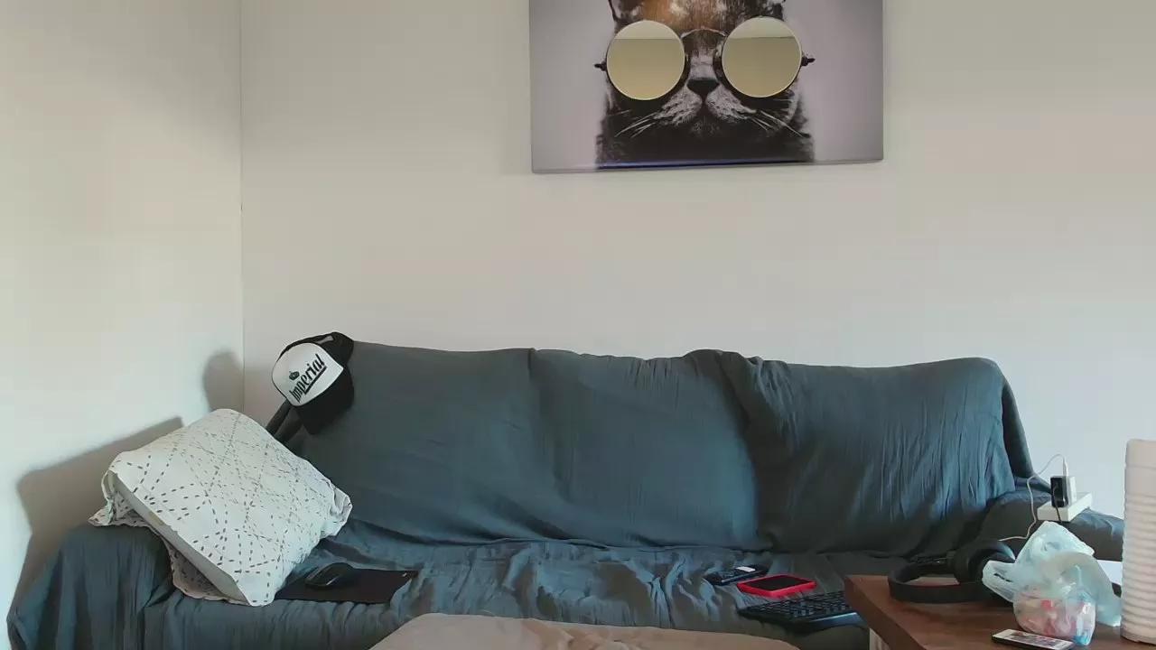 Exedenieve on Cam4 