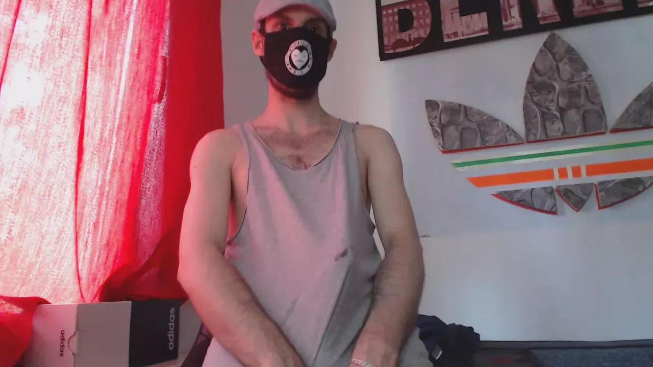 Eyki on Cam4