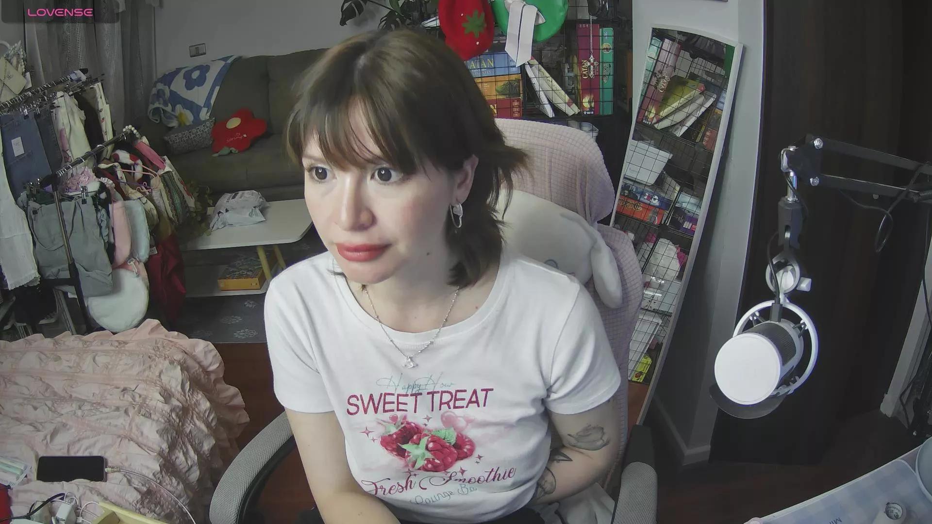 givie on Cam4 