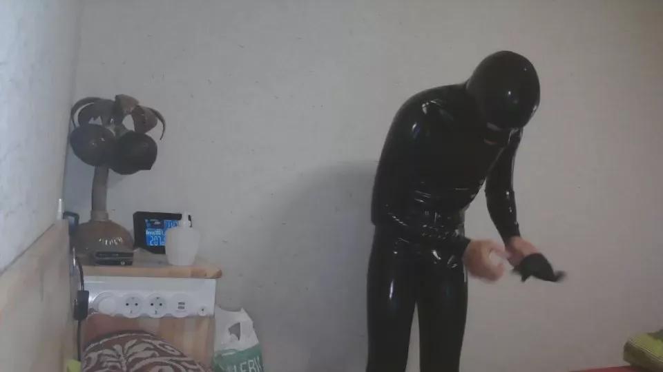Gummikerl320 on Cam4 