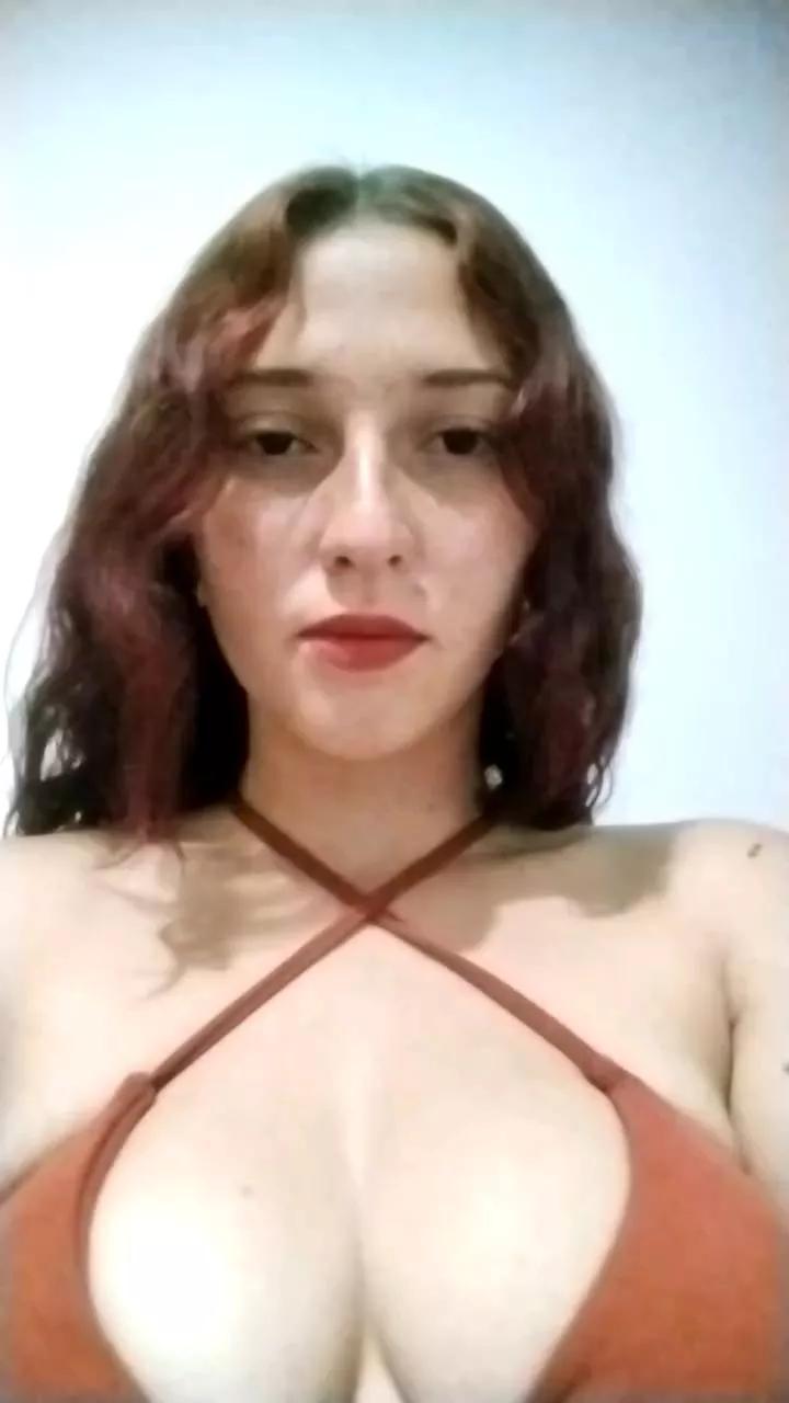 hanna_fox3 on Cam4 