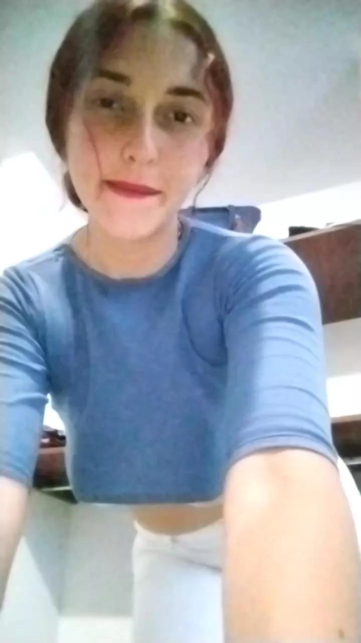hanna_fox3 on Cam4 