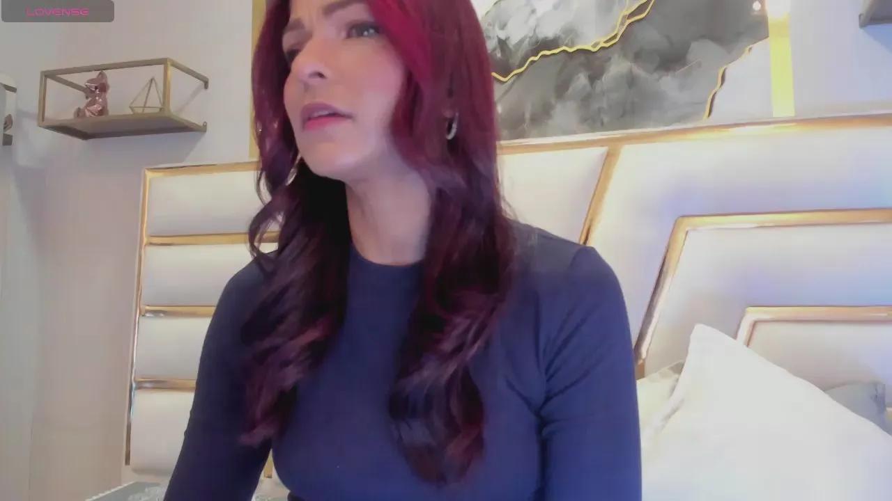 HannaPetit on Cam4 