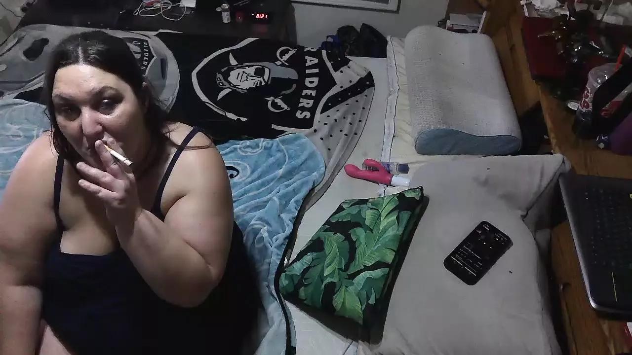 highnessTaZ420 on Cam4 