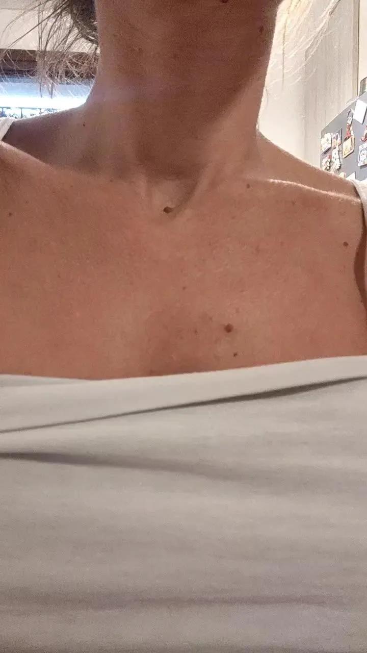 IPiediDellaLuna on Cam4 