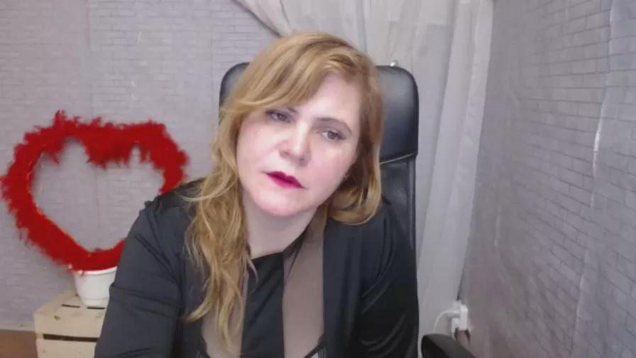 JanaLoveli on Cam4 