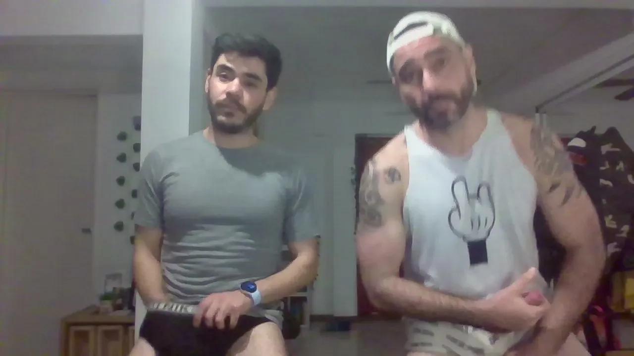 Juann2725 on Cam4