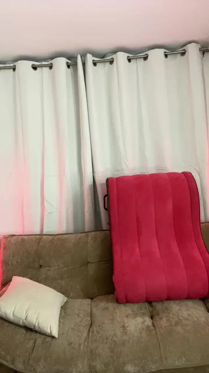 karenbrunette on Cam4