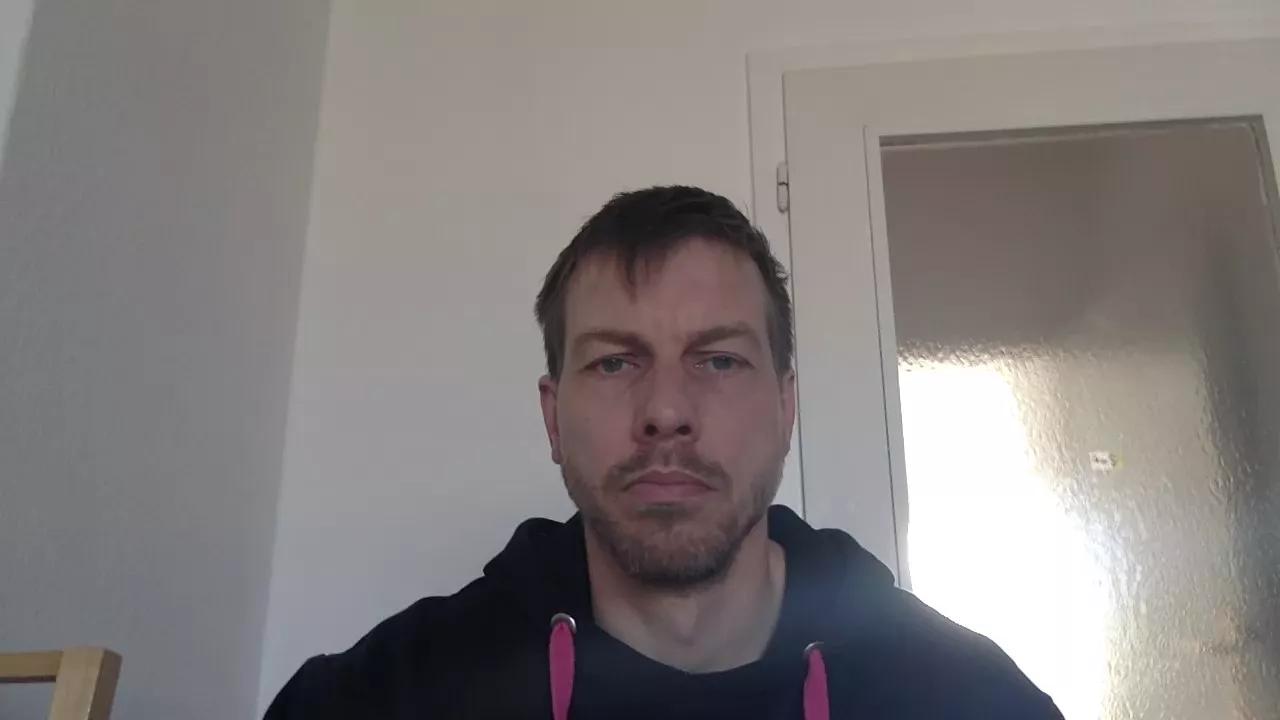 kiss4kiss on Cam4 