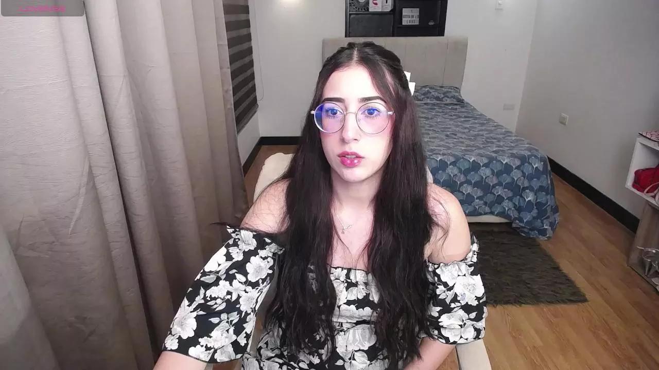 kitty_ashley on Cam4 