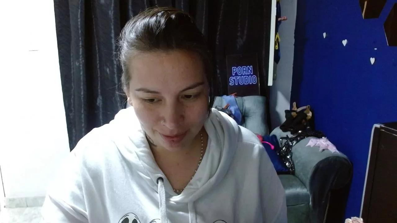 layanafuckass on Cam4 