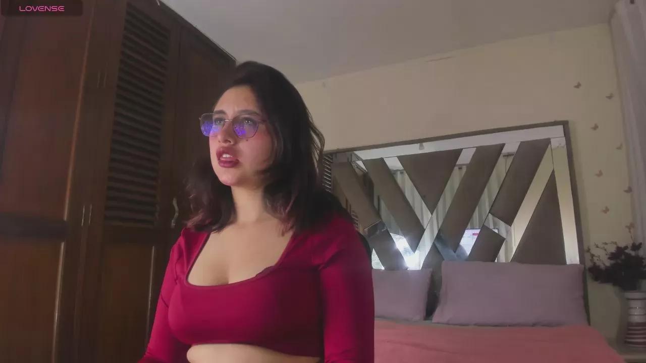leyla_darly on Cam4 