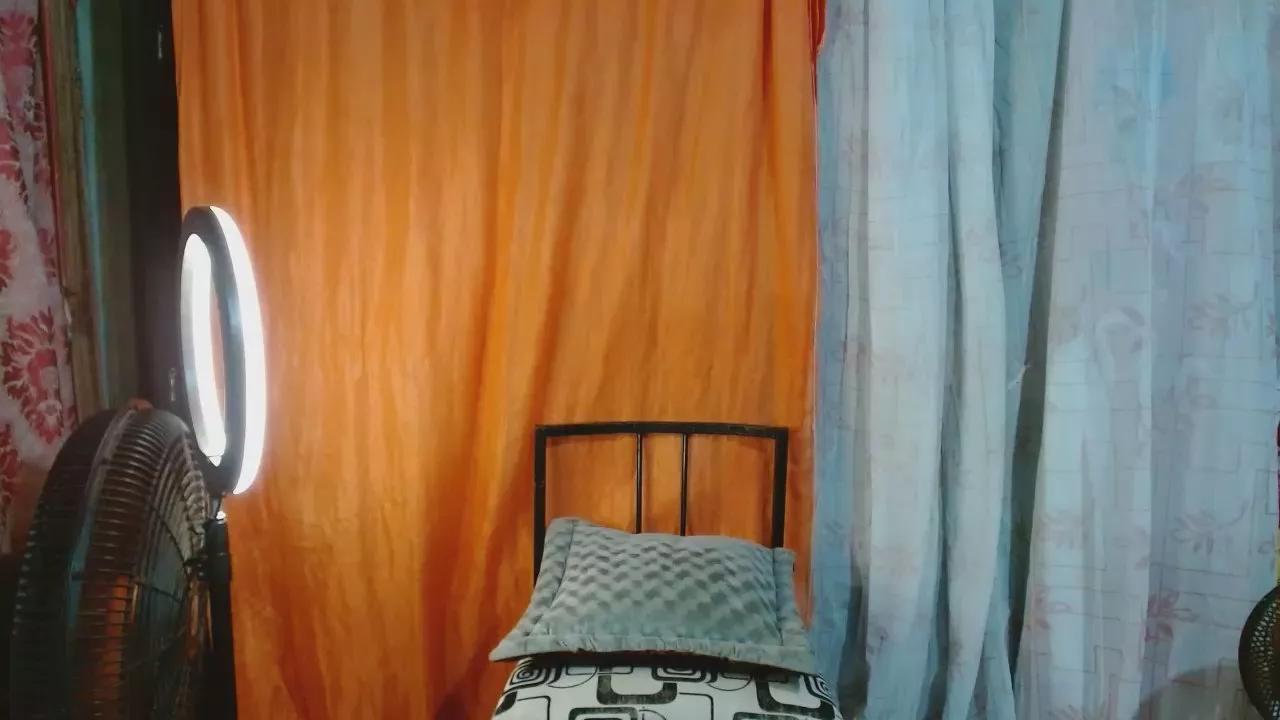 Lil_condor_bby1 on Cam4 