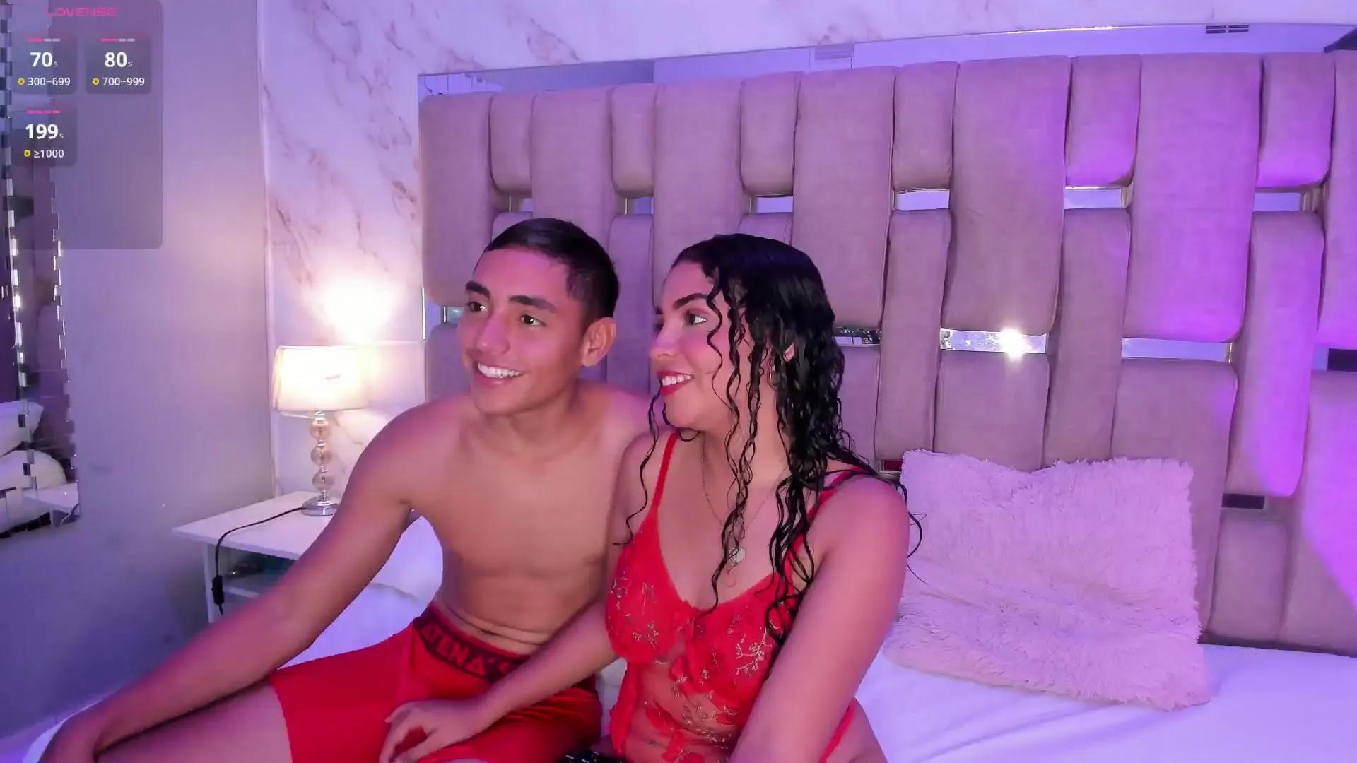 Lili_Mat on Cam4 