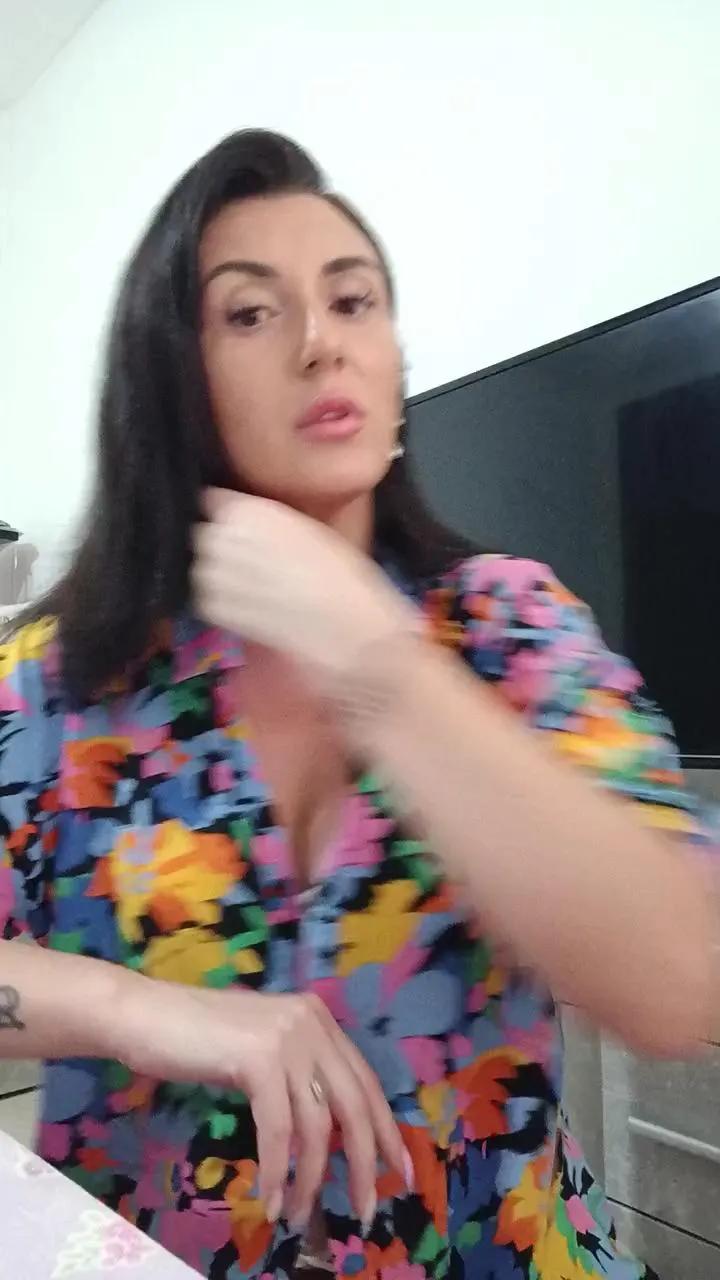 Lola05love on Cam4 