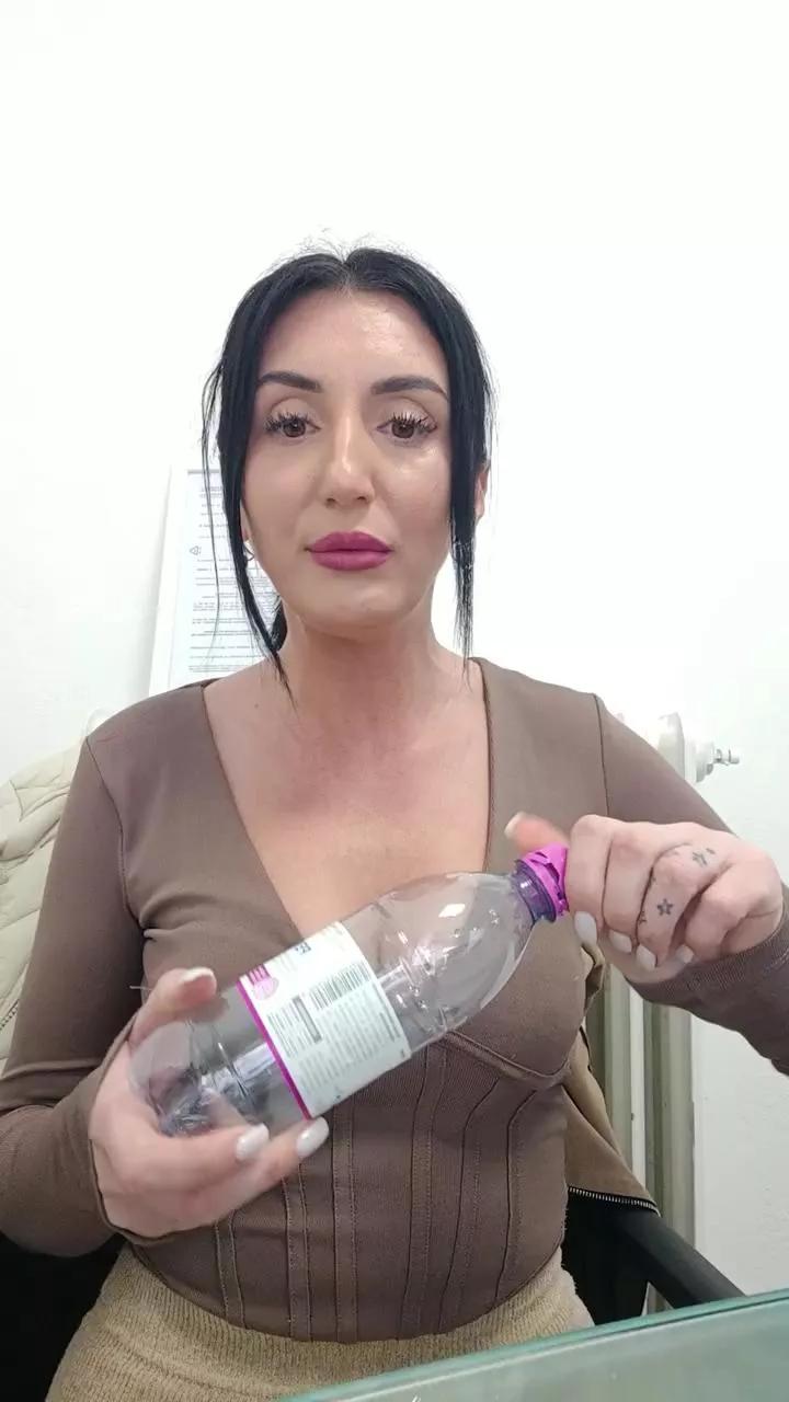 Lola05love on Cam4 