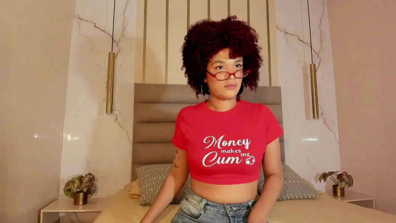 LolaDupont on Cam4 