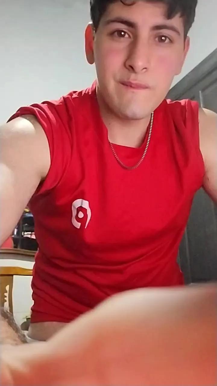 Lucas_Pink1 on Cam4
